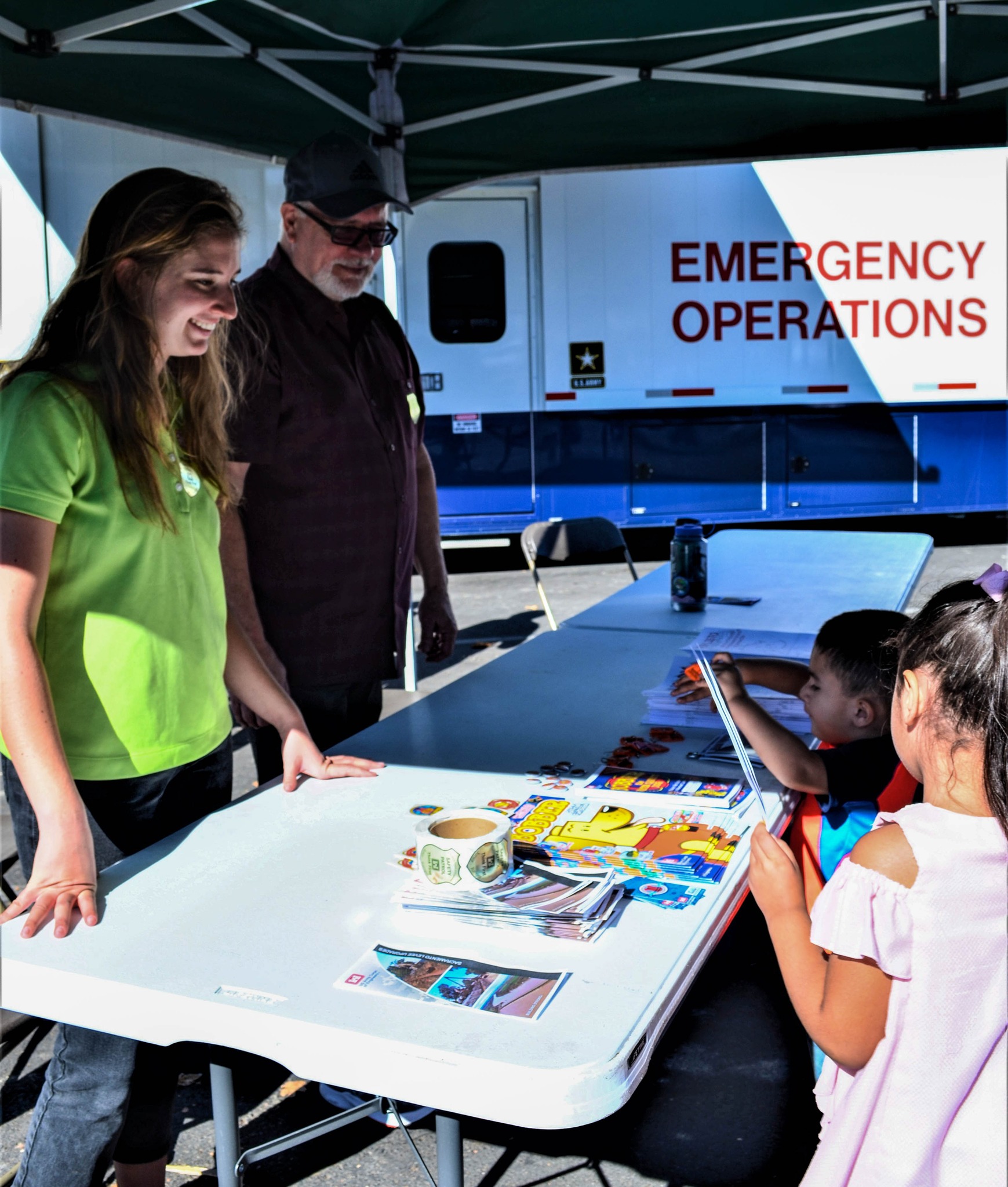 Photograph of the High Water Jamboree at Garcia Bend Park Photograph of the High Water Jamboree at Garcia Bend Park
