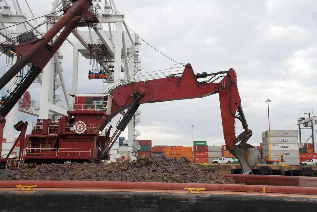 Dredge Working